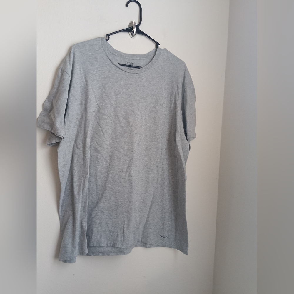 Calvin Klein Shirt Unisex XL Gray Short Sleeve Tee Aesthetic Nostalgia Casual 90